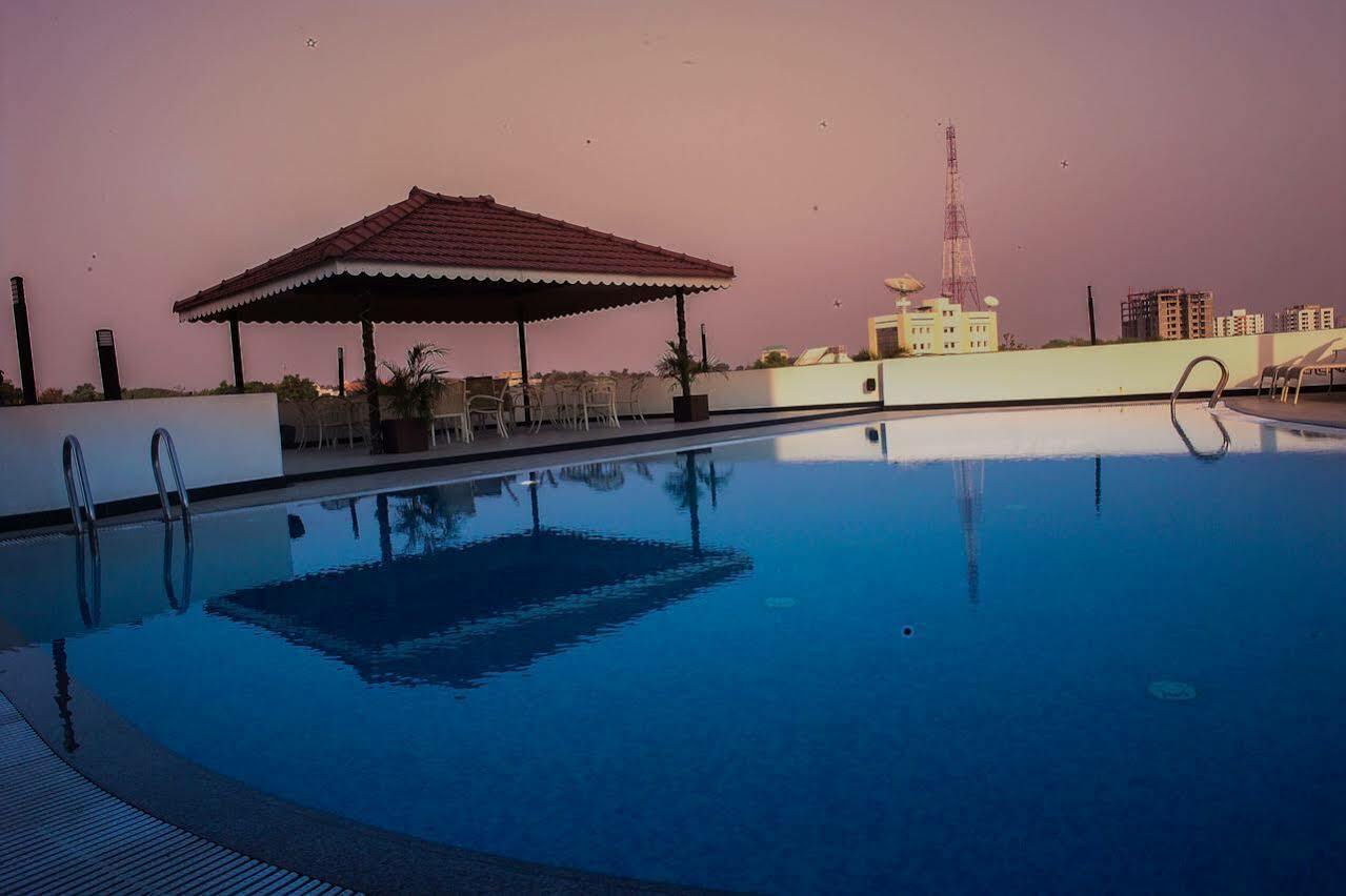 Park Connect Kochi Exterior foto